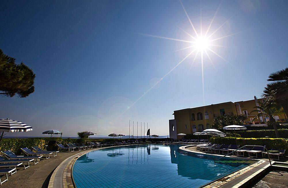 איסקיה Hotel Terme Alexander מראה חיצוני תמונה