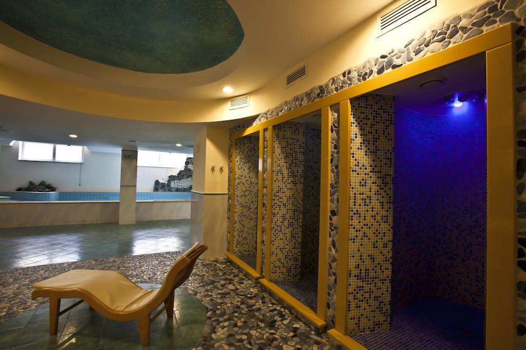 איסקיה Hotel Terme Alexander מראה חיצוני תמונה