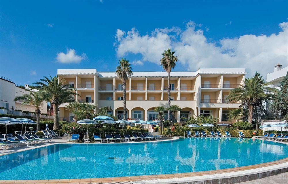 איסקיה Hotel Terme Alexander מראה חיצוני תמונה